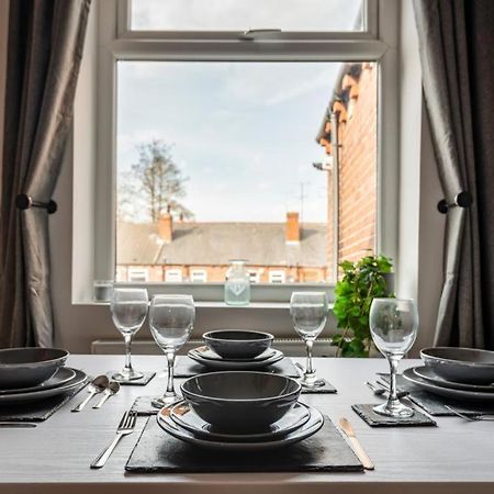 Hopetown Apartment-Modern 2 Bed With Free Parking Нормантон Экстерьер фото